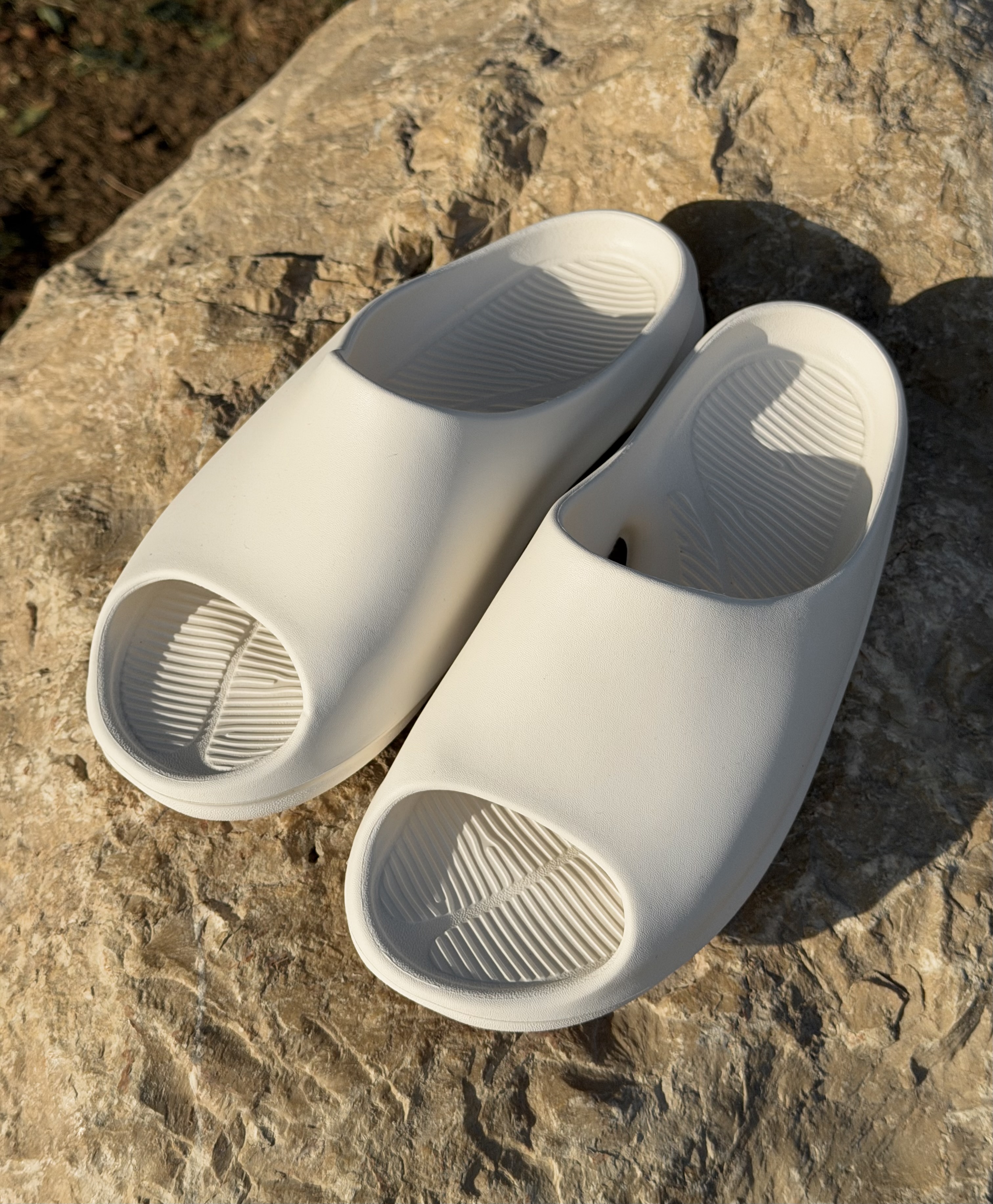 Slippers 2