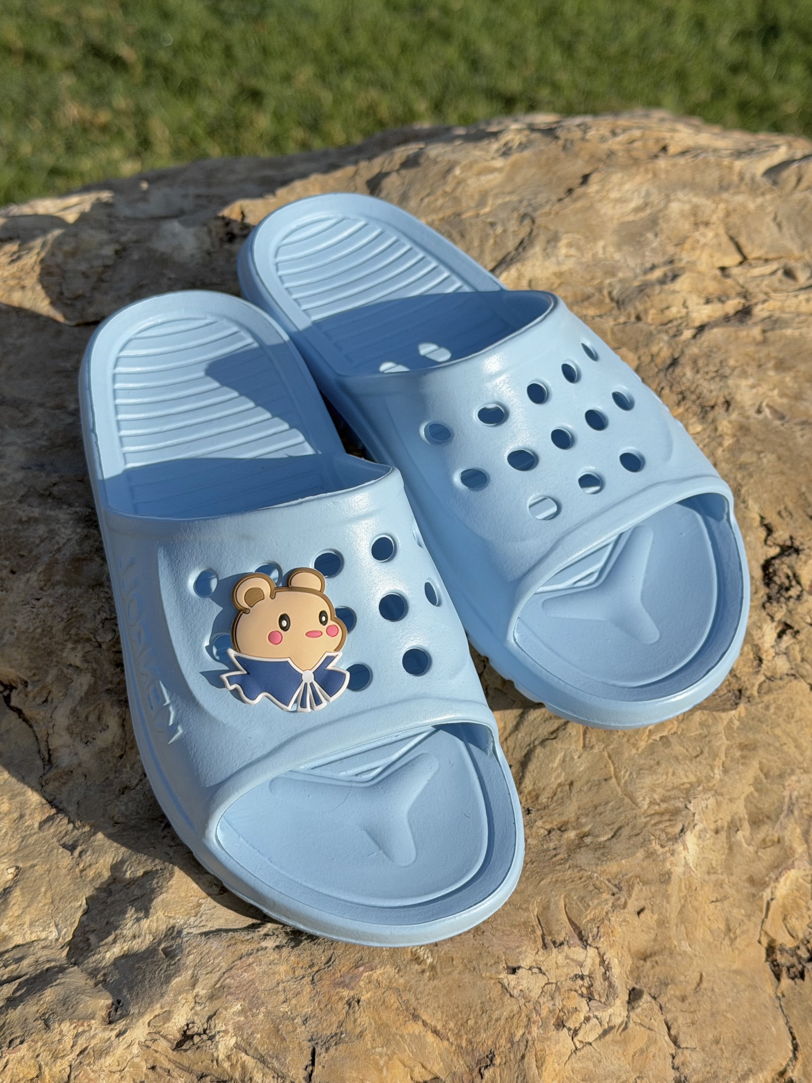 Slippers 10