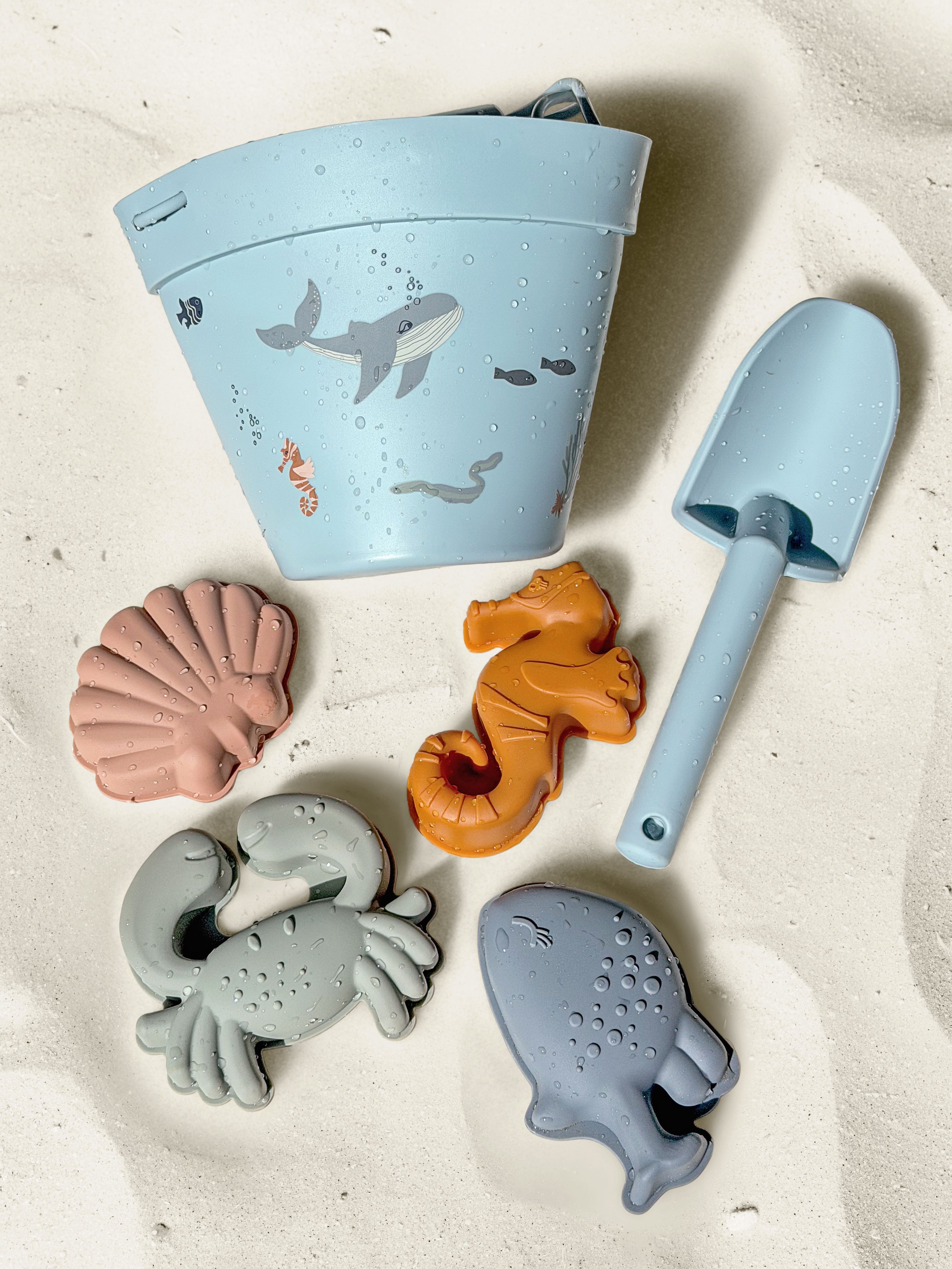 Sand toy